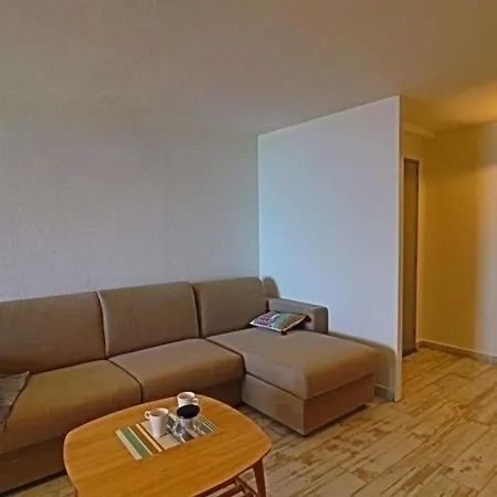 Lejlighed - 4 Pers, 52 M2, 2/1